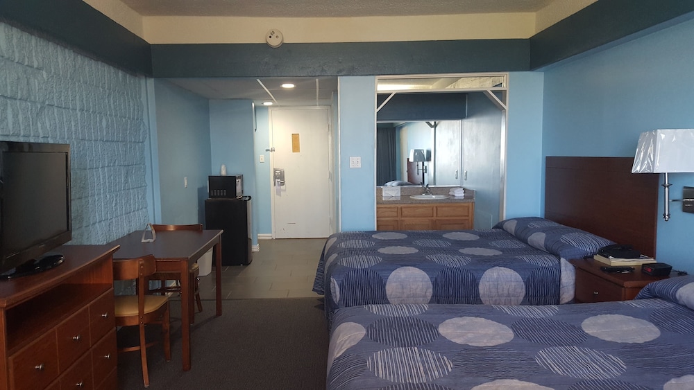 Padre South Hotel On The Beach - photo 5