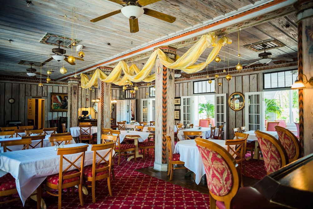 Putnam Lodge Hotel and Spa - photo 26