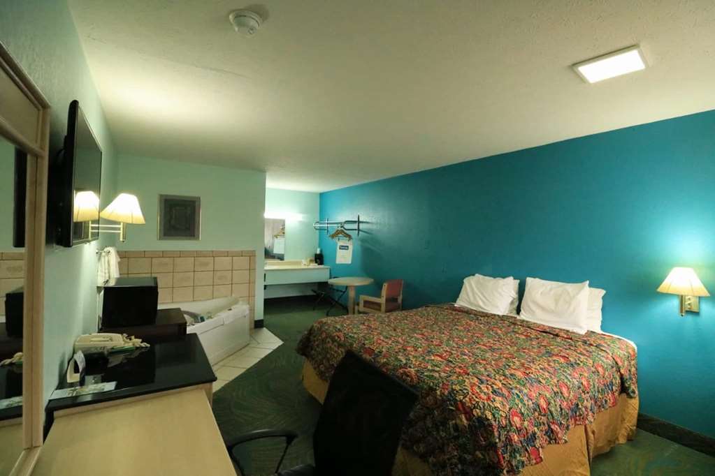 Travelodge by Wyndham Parkersburg - photo 5