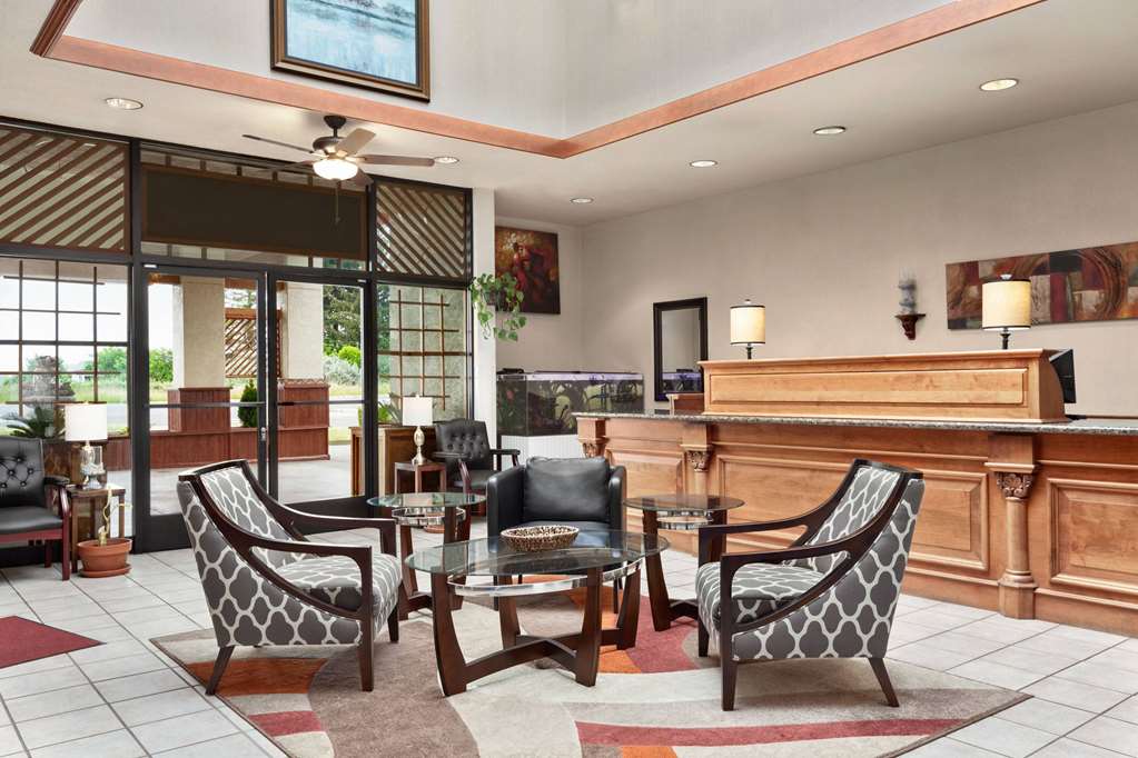 Ramada by Wyndham Arcata — Arcata — photo 3