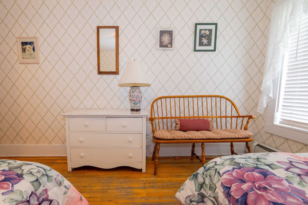 The Hand Hotel Bed & Breakfast - photo 28