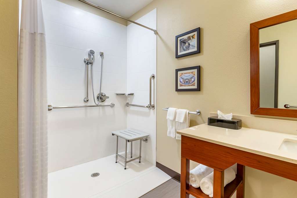 Comfort Inn & Suites West Des Moines - photo 10