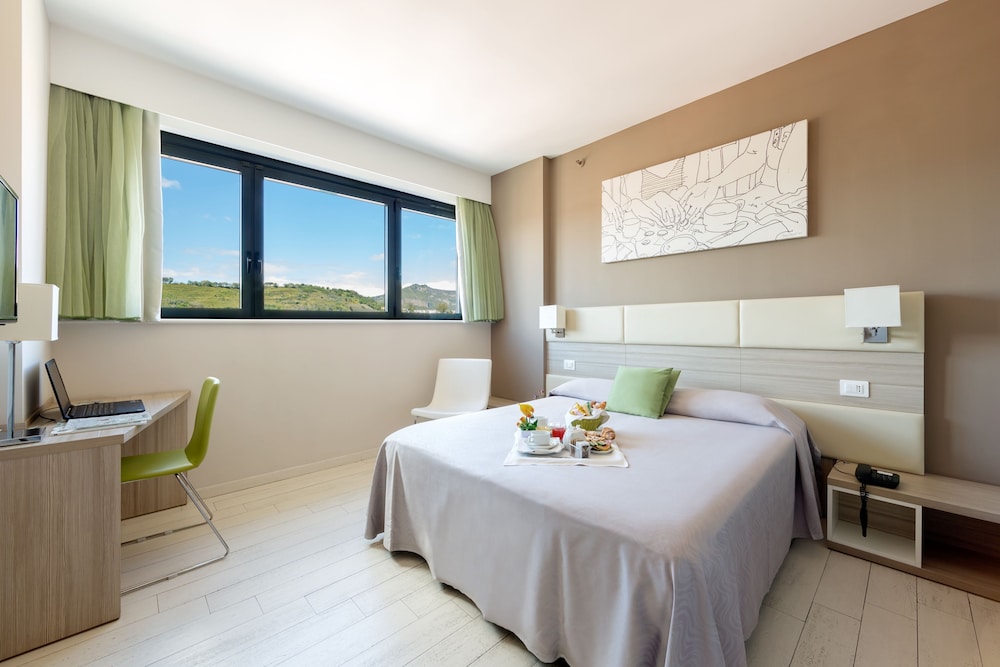 Hotel Cristina - carbon neutral hotel in Naples