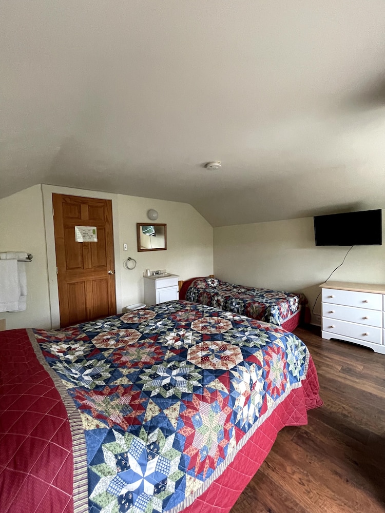 The Riverside Inn - photo 19