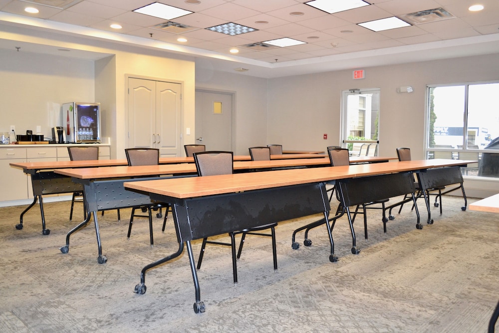 Hilton Garden Inn Columbus Grove City - photo 45
