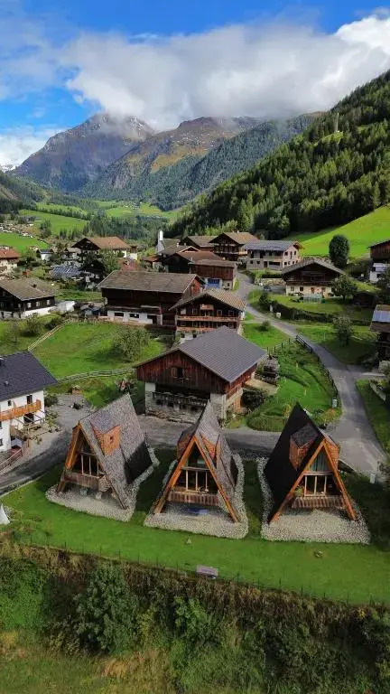 Collis Hill Chalets & Hotel — hotel in Kals Am Grossglockner