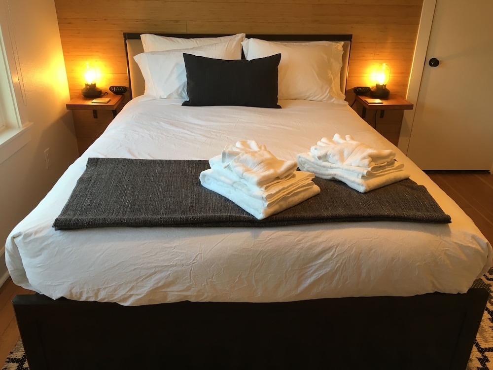 The Alberta Petite Hotel - photo 26