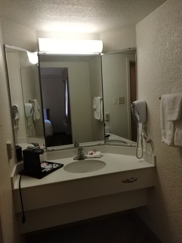 Travelodge by Wyndham Mobile - photo 14