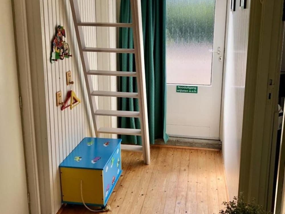Pet Friendly Zeeland Getaway — Schoondijke — photo 3
