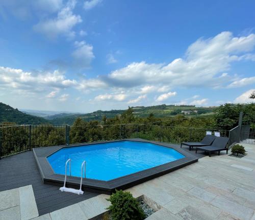 Ca'd Felice La tua casa nelle Langhe — 4-Star Luxury Hotel in Rodello, Italy