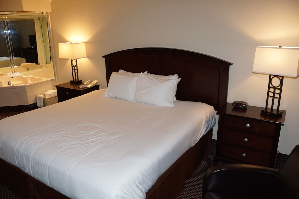 Ramada Conference Center Altoona - photo 14