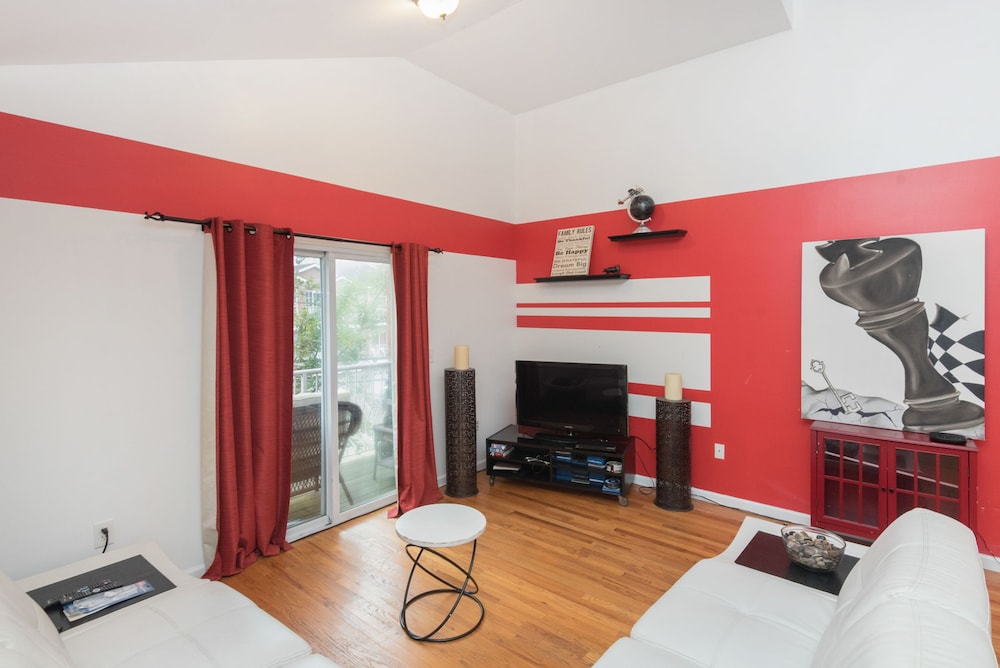 Racpanos Modern Stay on Union Street - photo 18