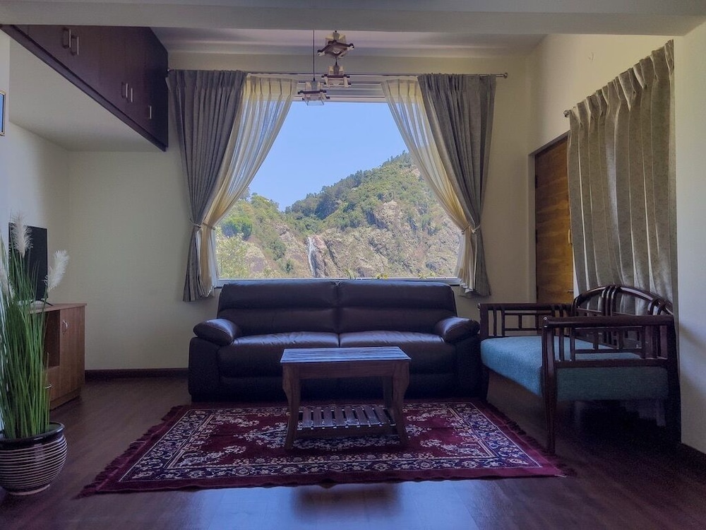 The Songbird - last minute hotel in Ooty