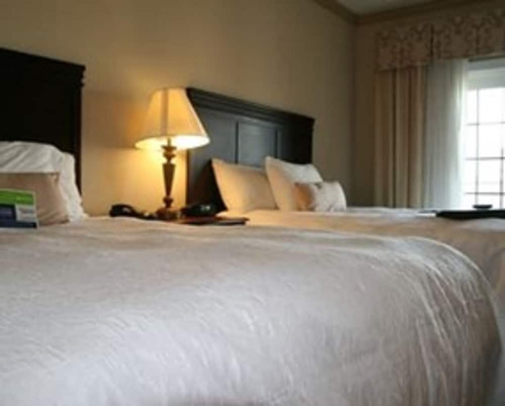 Hampton Inn & Suites Galveston - photo 7