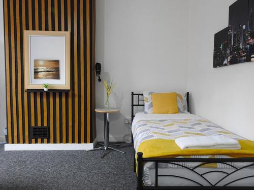 Your Home away from Home Comfy Cosy — 4-Star Luxury Hotel in Leeds, United Kingdom