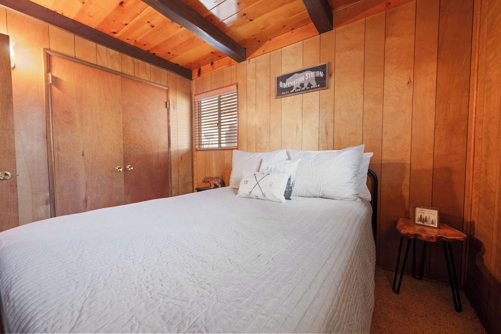 Encino Pines — Big Bear Lake