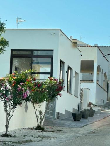 Hotel l'Etape - carbon neutral hotel in Villeneuve-Loubet