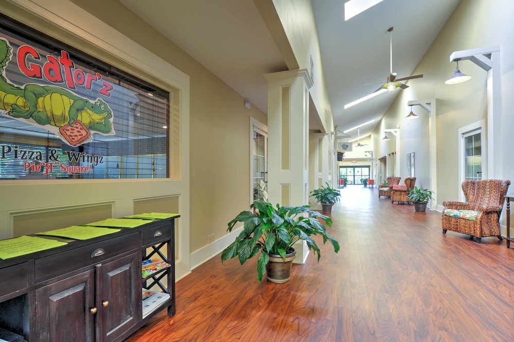 Resort Condo: Pools Gym Bar & Beach Access — hotel in Hilton Head Island