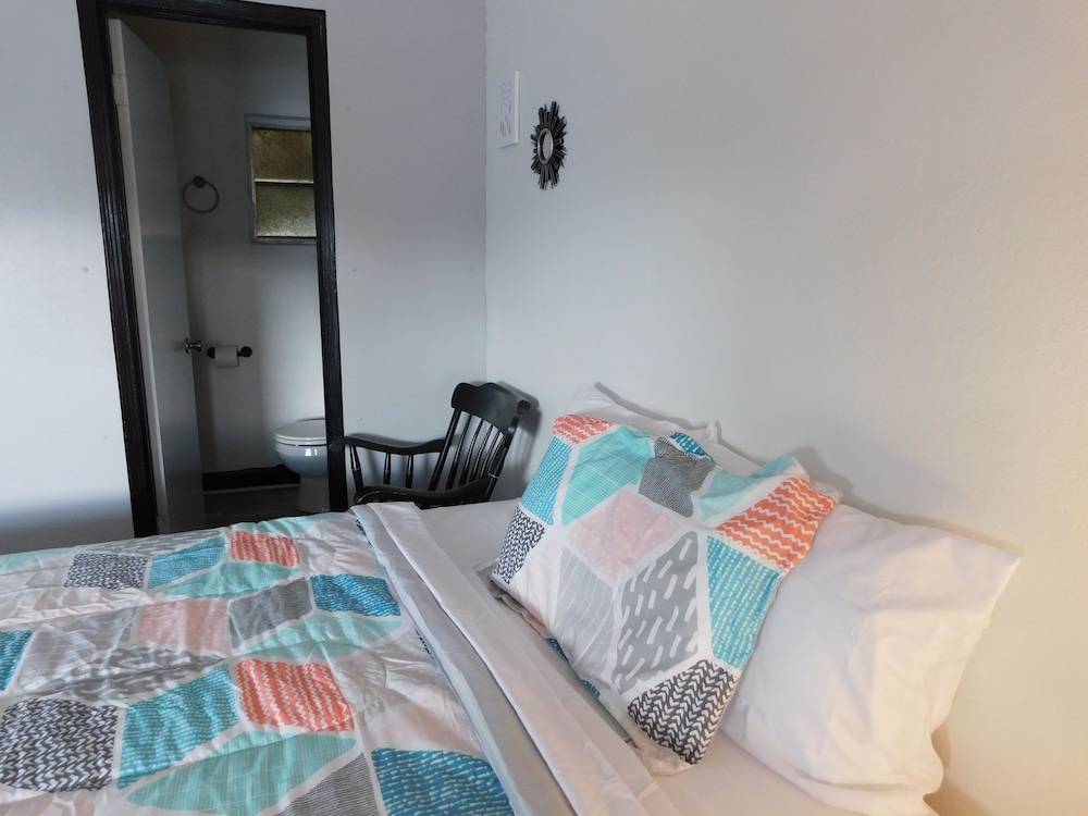 Spruce Pine Inn - photo 12
