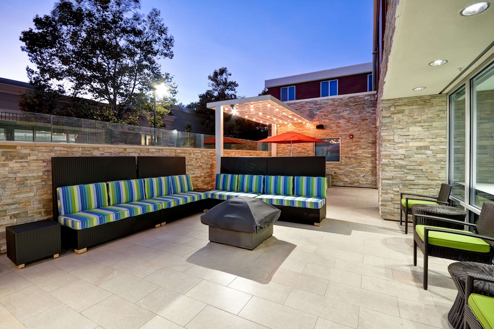 Home2 Suites by Hilton Livermore - photo 37