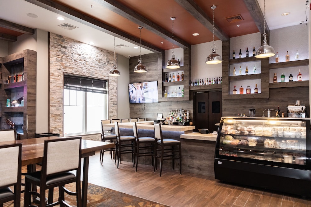 Hampton Inn & Suites Newark Airport Elizabeth - photo 47