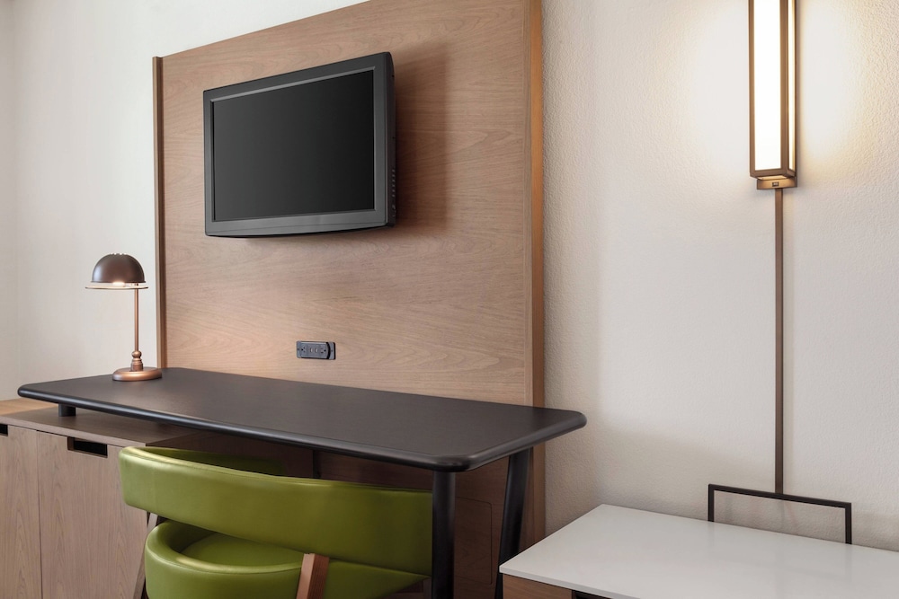 Fairfield Inn by Marriott Visalia Sequoia - photo 11