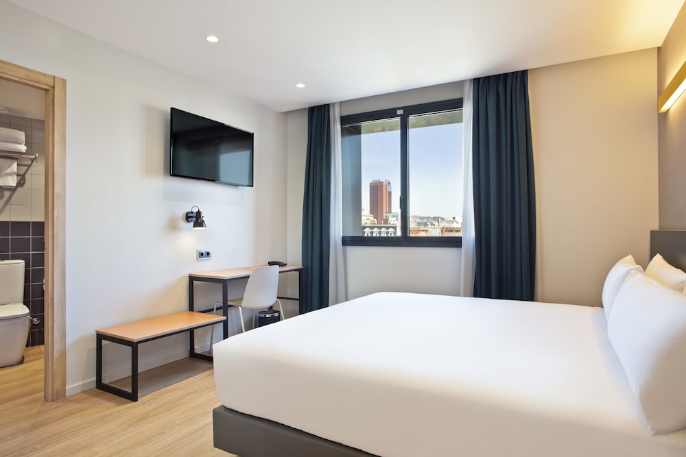Hotel Brick - carbon neutral hotel in Barcelona