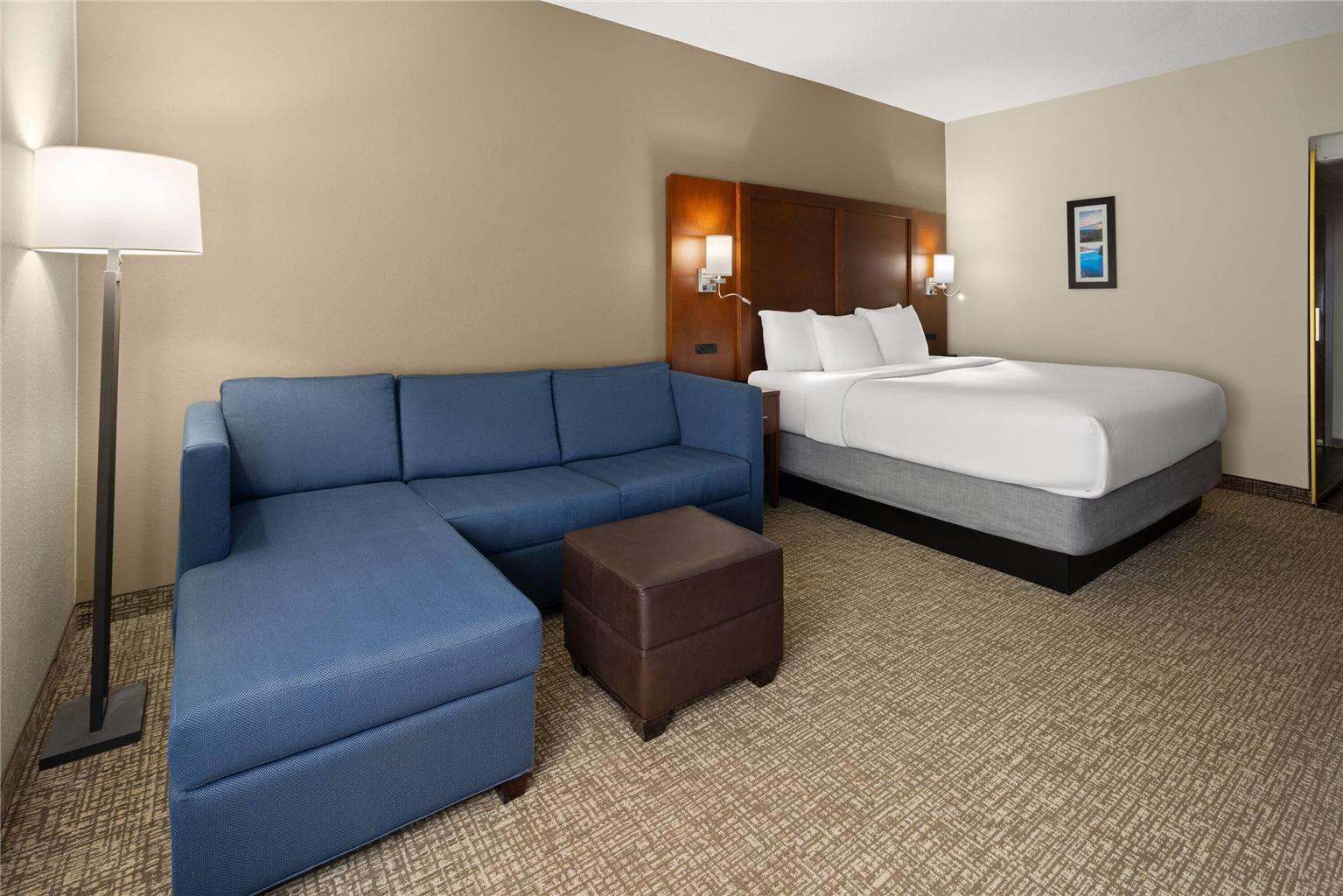 Wingate by Wyndham Buckhannon - photo 10