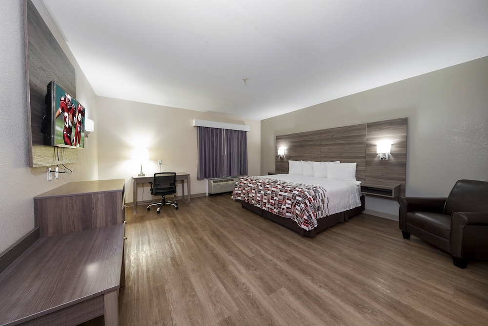 Red Roof Inn Panama City - photo 8