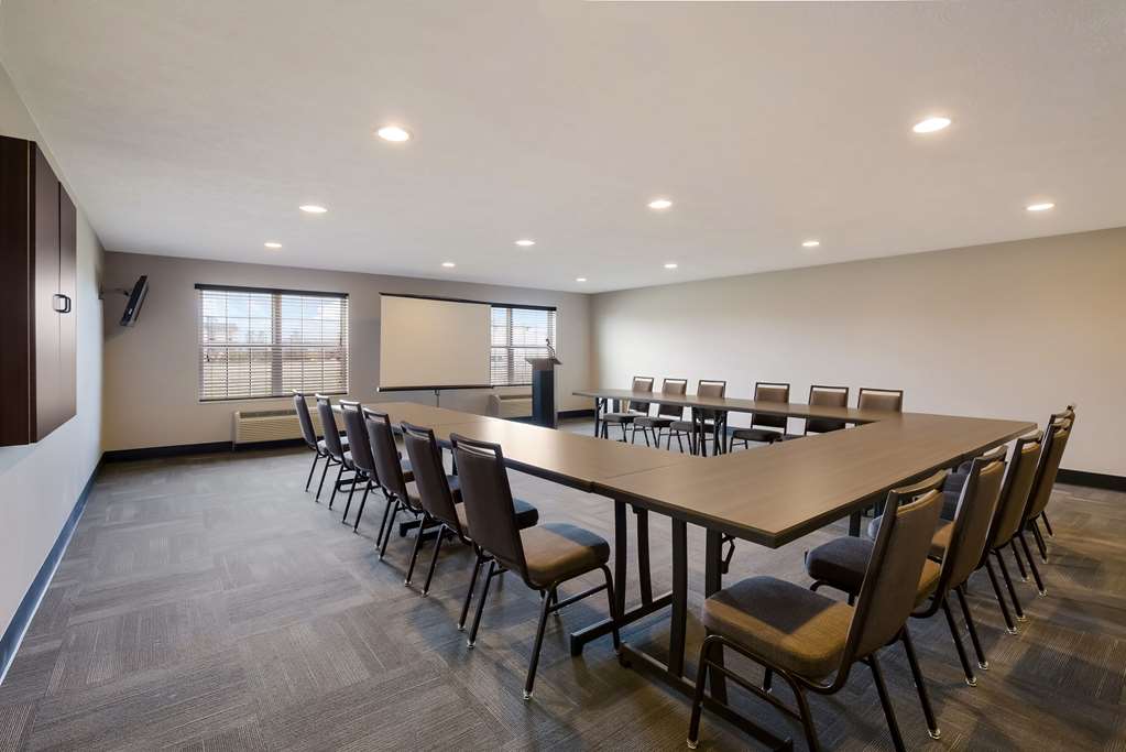 Country Inn & Suites by Radisson Marion IL - photo 45
