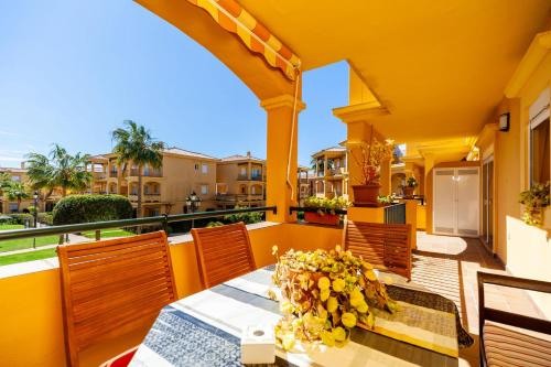 Apartamento Vespasiano — 4-Star Luxury Hotel in Chiclana De La Frontera, Spain