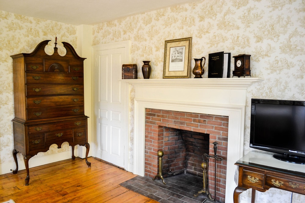 The Quechee Inn at Marshland Farm - photo 8