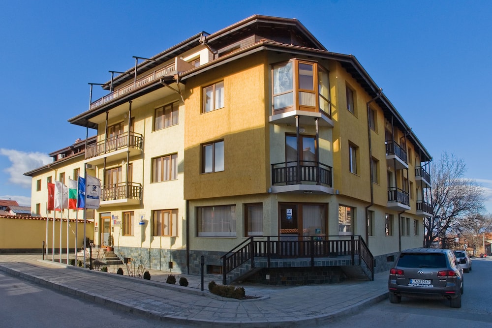 Mont Blanc - carbon neutral hotel in Bansko