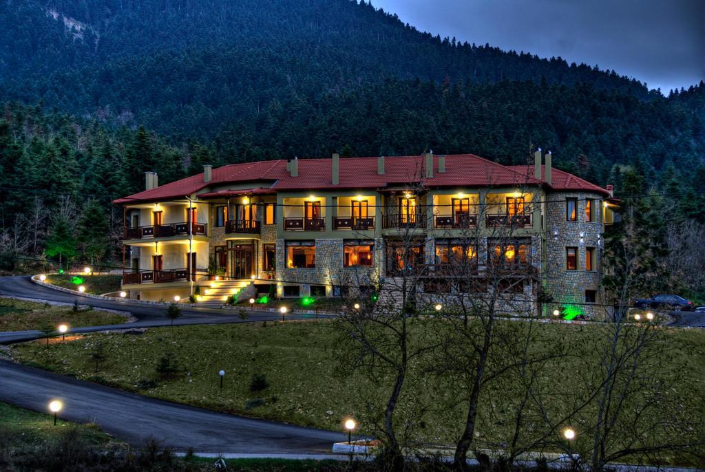 Melegos Inn Hotel — Karpenisi
