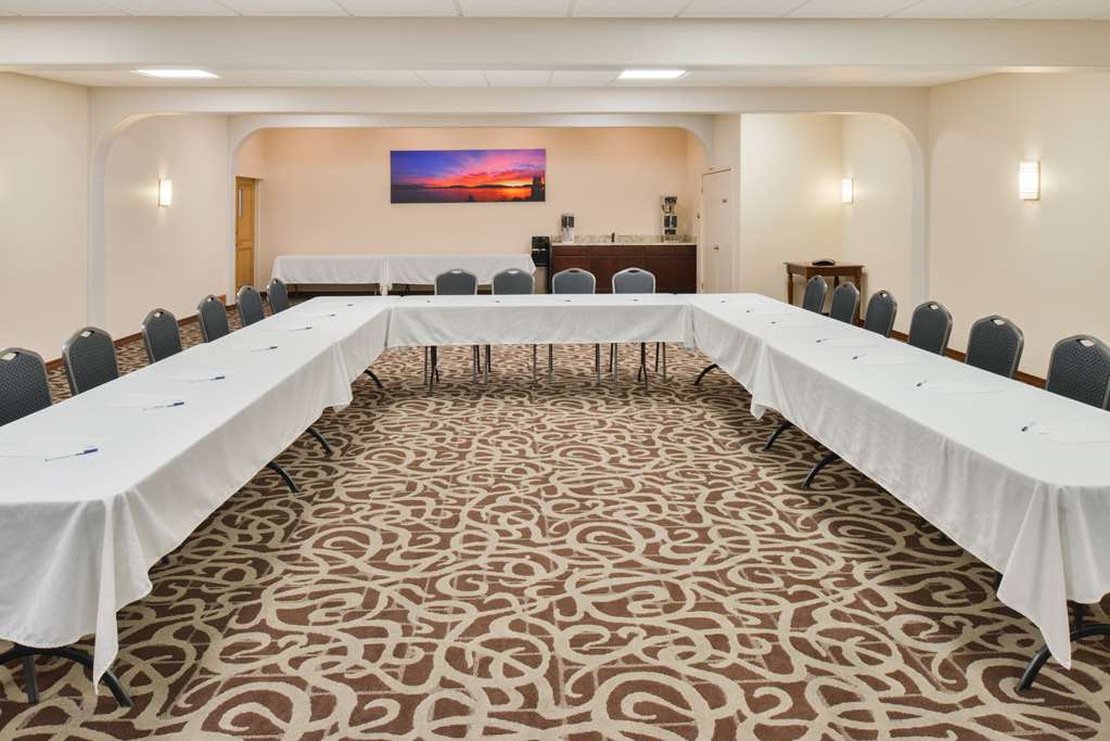Best Western Edgewater Resort - photo 43