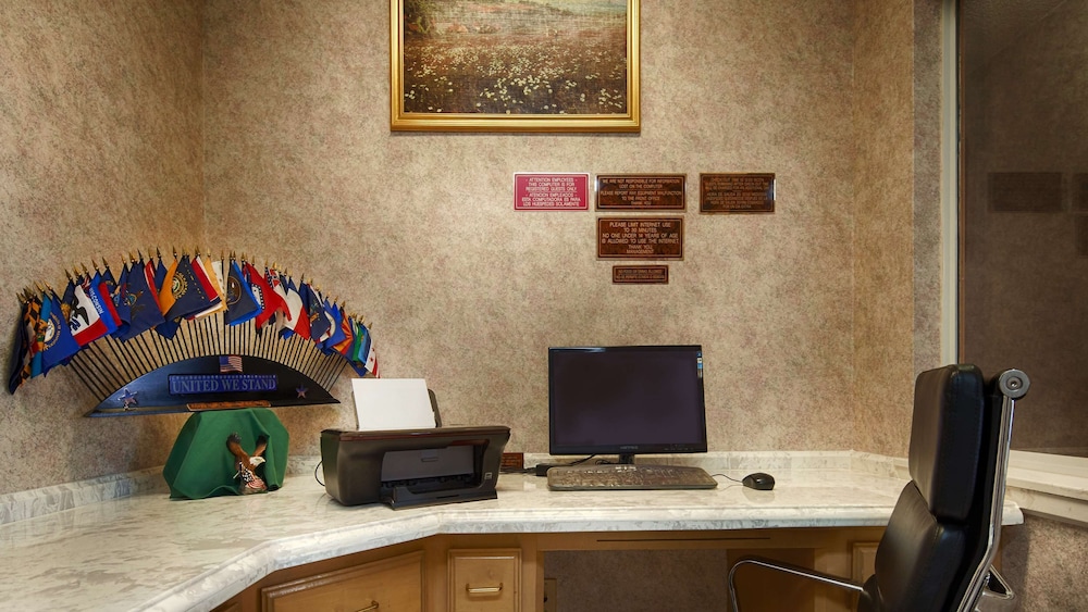SureStay Hotel By Best Western Mission - photo 14