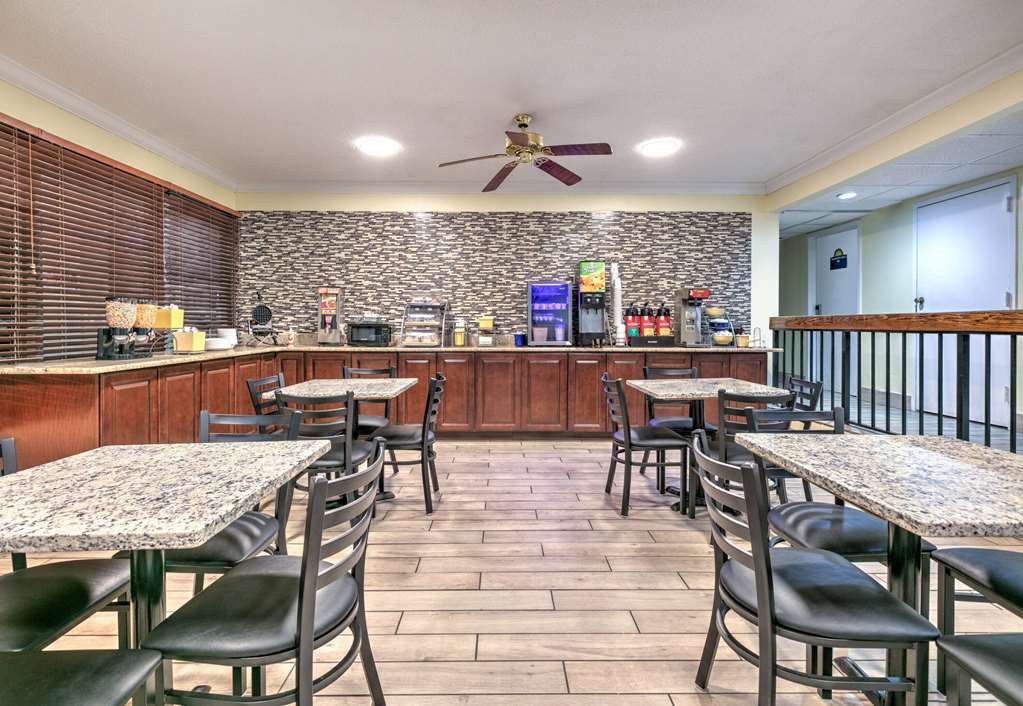 Days Inn by Wyndham Greenville MS - photo 54