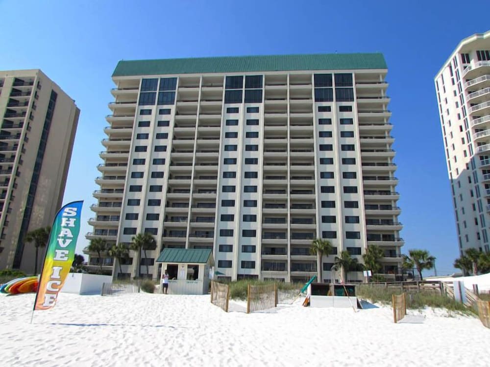 Emerald Towers II by Southern Vacation Rentals - featured photo