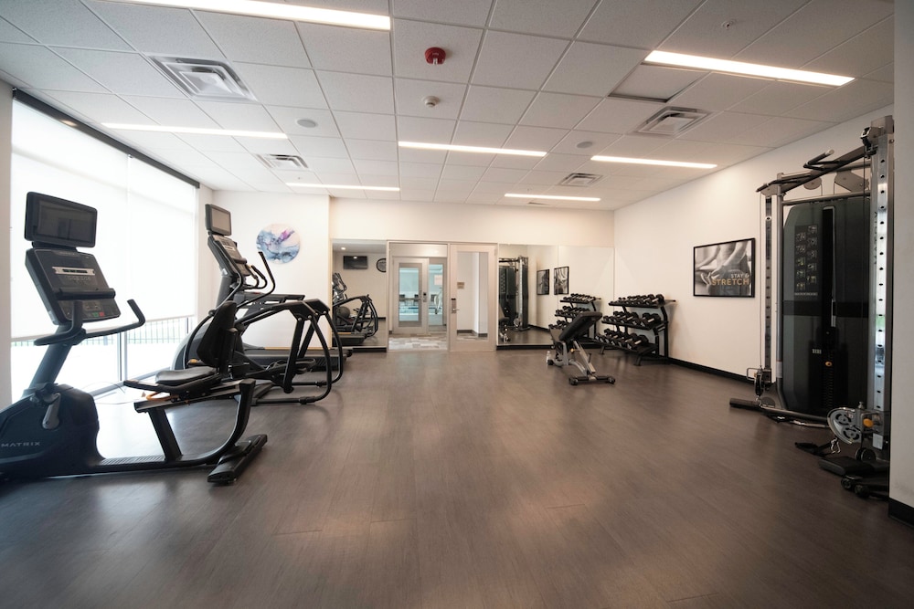 Staybridge Suites Cincinnati East Milford by IHG - photo 19