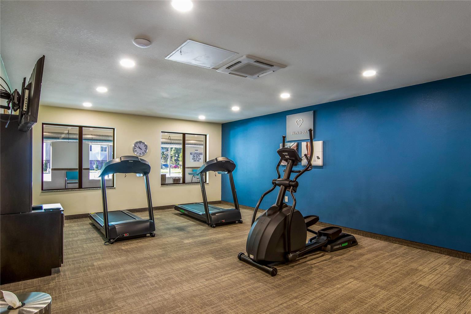 Comfort Suites Brunswick Town Center - photo 29