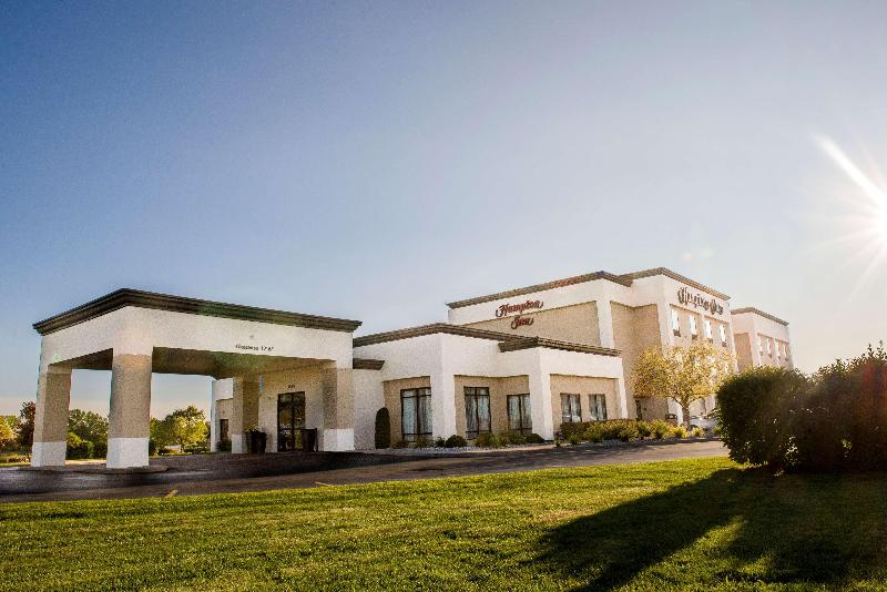 Hampton Inn Plover Stevens Point - carbon neutral hotel in Plover