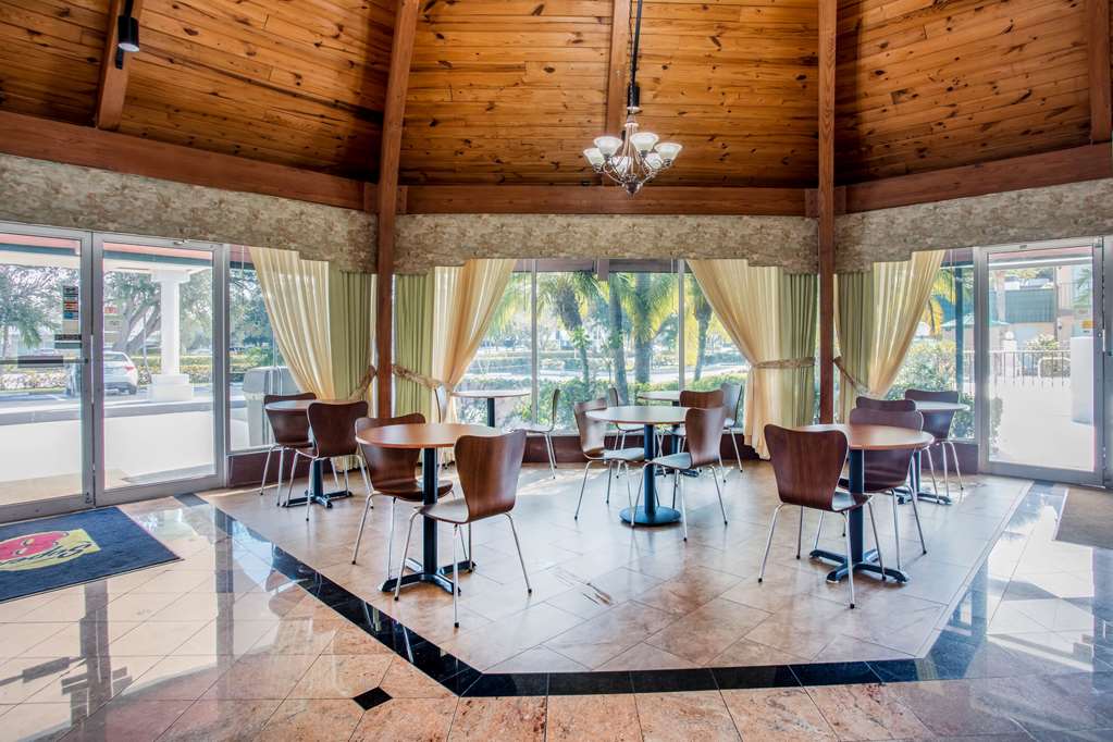 Super 8 by Wyndham North Palm Beach - photo 35