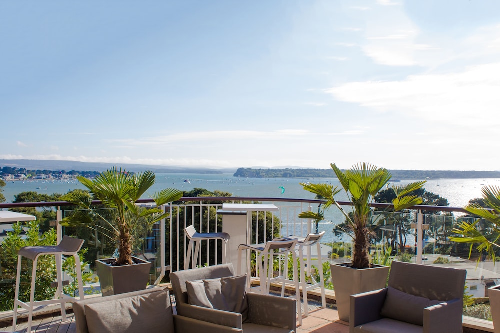 Harbour Heights Hotel in Poole, United Kingdom