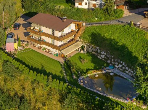 Appartements Kaiserblick — 4-Star Luxury Hotel in Sankt Johann In Tirol, Austria