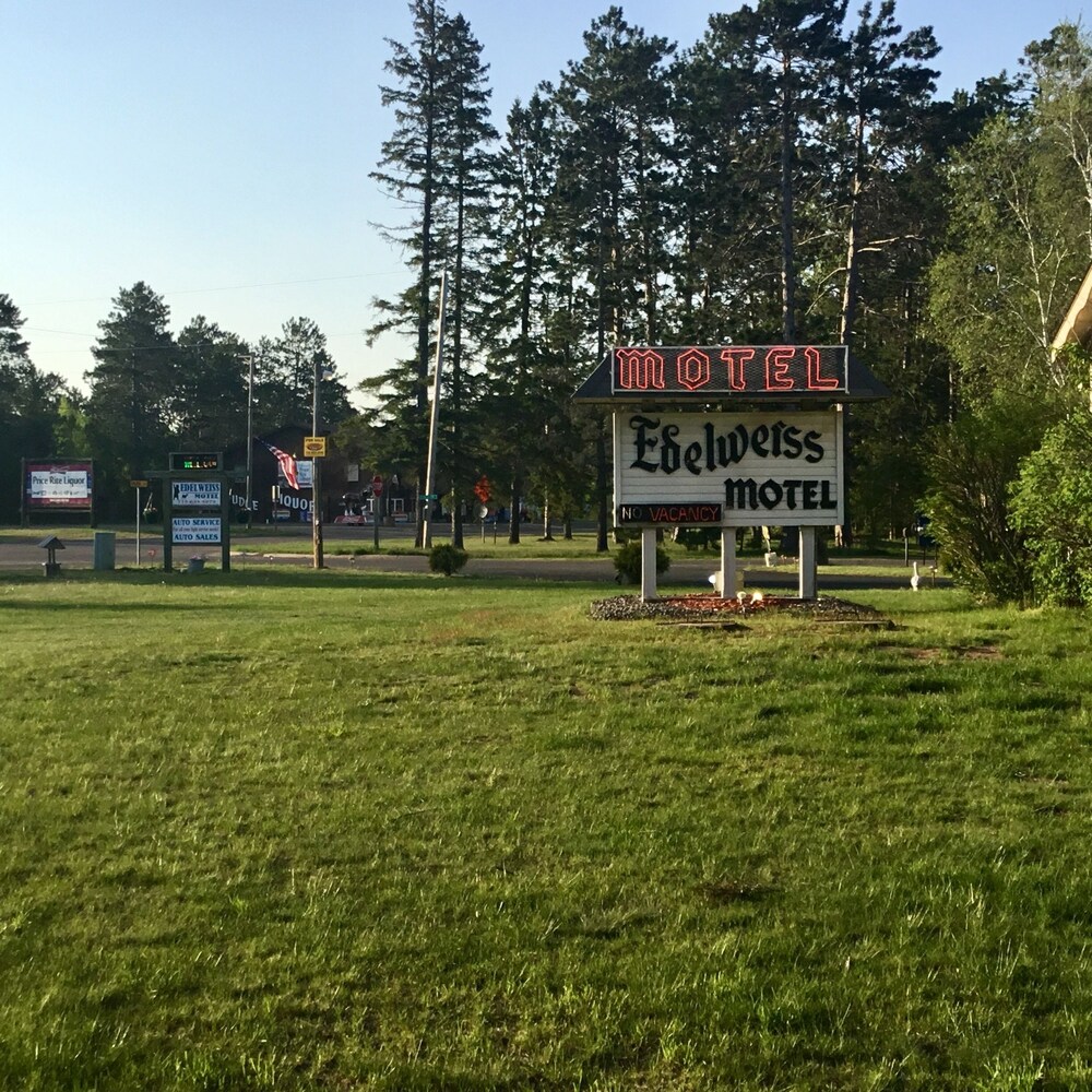 Edelweiss Motel - photo 65