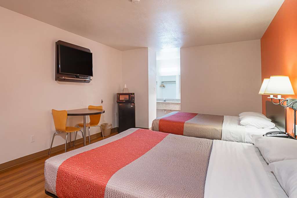 Motel 6 Safford AZ - photo 6