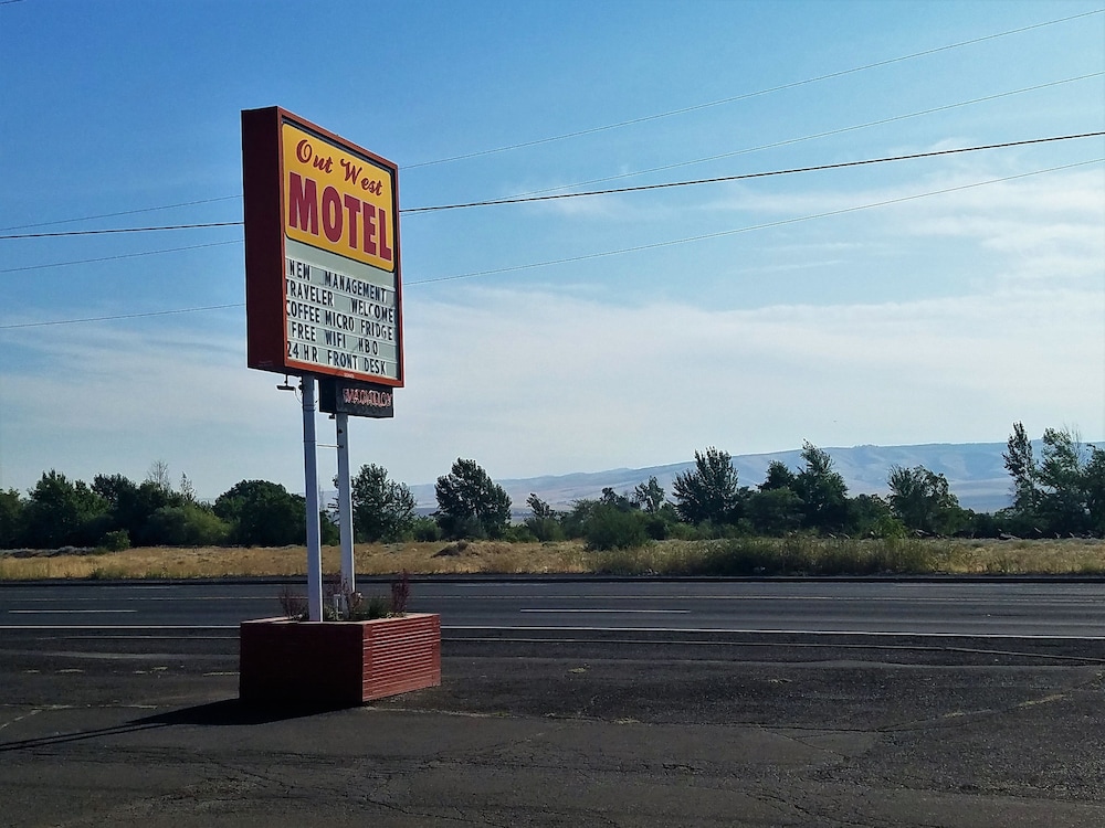 Out West Motel - photo 10