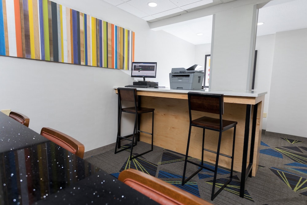 Holiday Inn Express Hotel & Suites Athens by IHG - photo 39