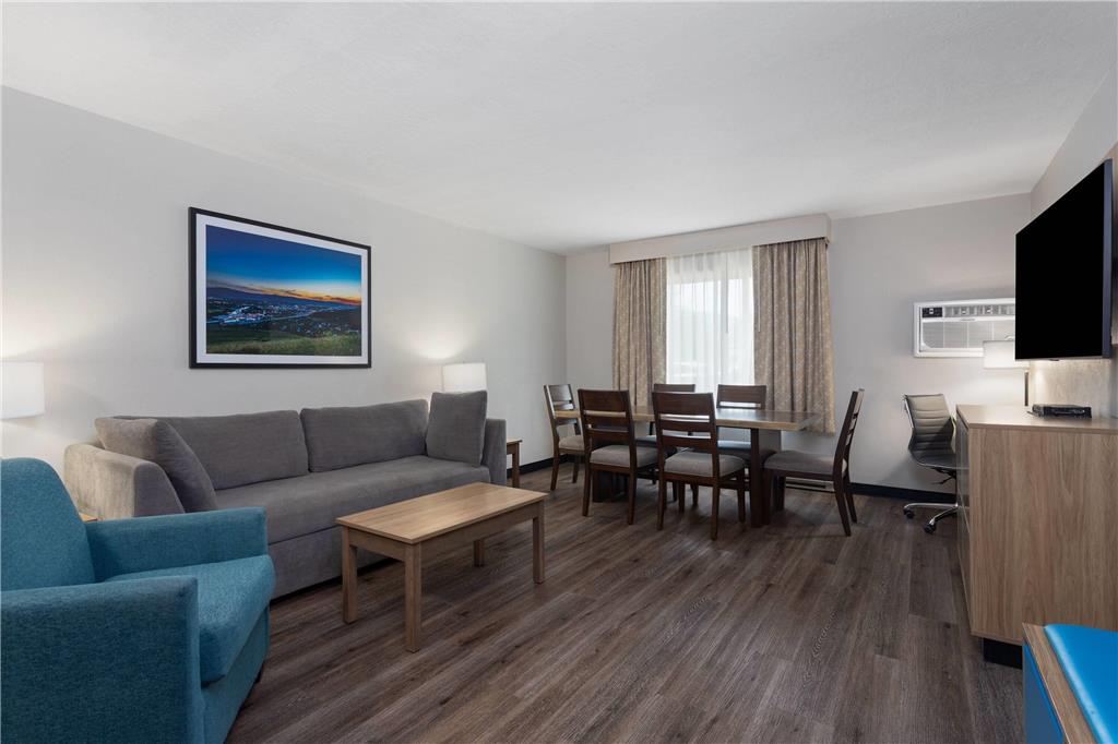 Days Inn and Suites by Wyndham Downtown Missoula University - photo 26