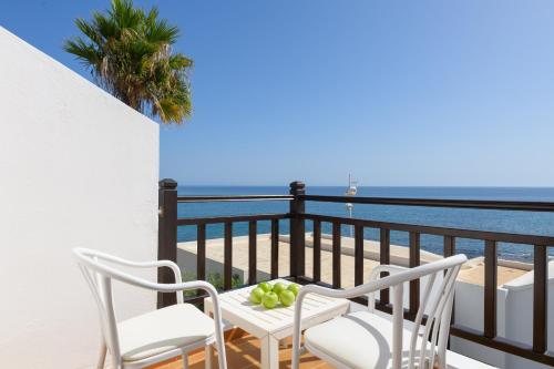 Casa Maesa — 4-Star Luxury Hotel in San Bartolome, Spain